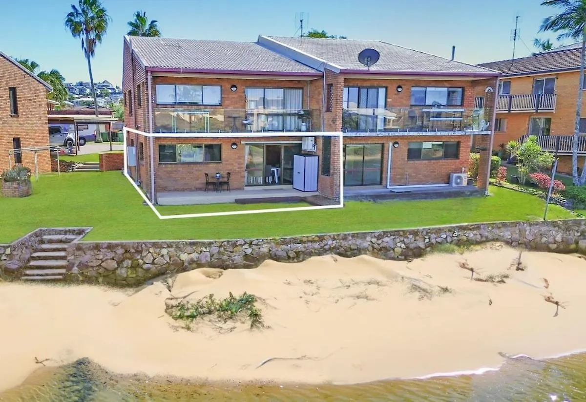 Barooga1- Mooloolaba Canal Front Apartment Australien